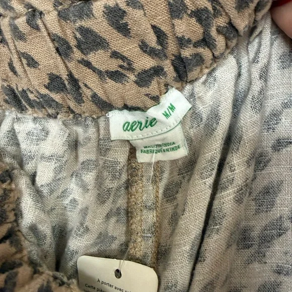 Aerie Leopard Print Joggers - Tan and Black medium - Picture 12 of 16